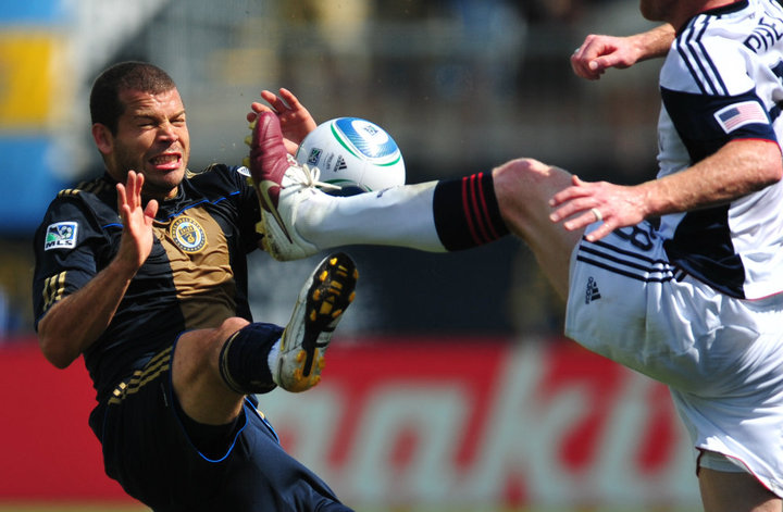 Alejandro Moreno and the Union get kicked in the face by the New England Revolution