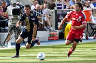 Sebastien Le Toux attacks vs. Toronto. (Photo: Daniel Gajdamowicz)