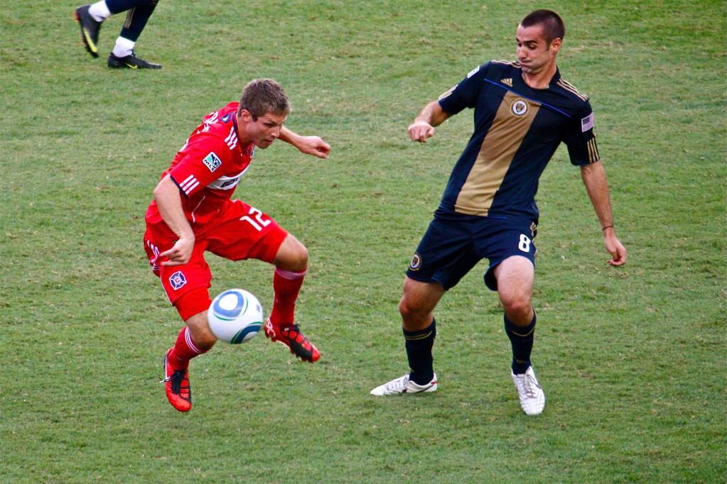 Logan Pause and Andrew Jacobson Battle it out in Midfield