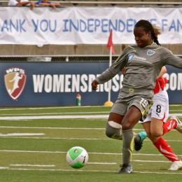 Danesha Adams with a shot in the second half