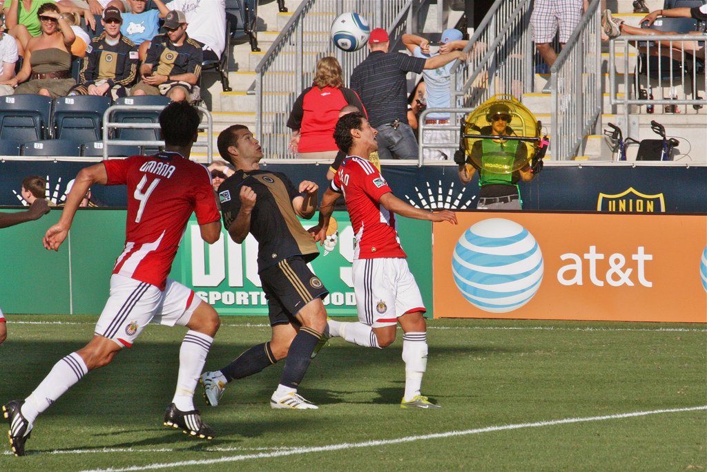Alejandro Moreno starts a new victory dance craze with Chivas USA's unsuspecting defenders