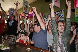 Landon Donovan goal against Algeria, as experienced at the 700 in Philly. (Photo: Nicolae Stoian)