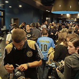 Fan event huge success, more news