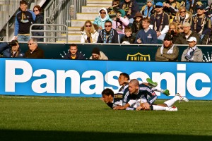 Sheanon Williams, Eric Hassli & Carlos Valdes Land in a Pile