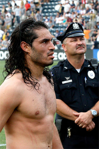Keep your shirt on Fabian
