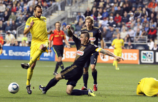 The defense is back and so is Le Touch