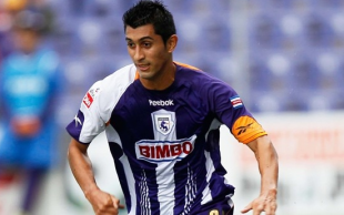 More on Martinez, Union GAs in Holland, WPS waits, FBI investigates, CL upsets, more news