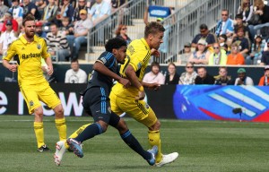 Sheanon Williams tracks Columbus attacker Olman Vargas