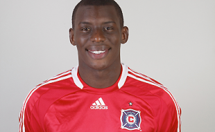 Union sign Bakary Soumare