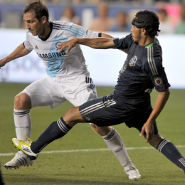 Carlos Valdes defends Chelsea's Frank Lampard during the 2012 MLS All-Star Game at PPL Park. (Photo: Earl Gardner)
