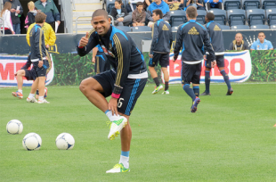 Nameplates removed, Valdes & Gomez called up, more news