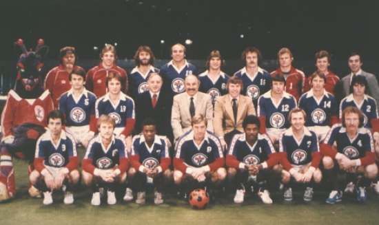 The 1979-80 Fever. Yes, mascots were in team photos in the 1980s…