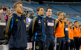 Hack on cuts, Chellis wants the Farfans, Caps sign Reo-Coker, more news