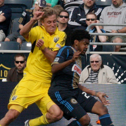 PSP talks to Crew forward Aaron Schoenfeld